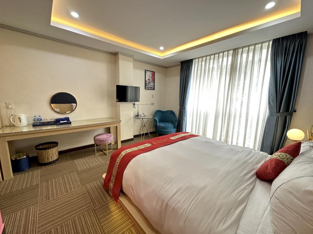 Capital O 1177 Saigon Sweet Hotel 胡志明市 外观 照片